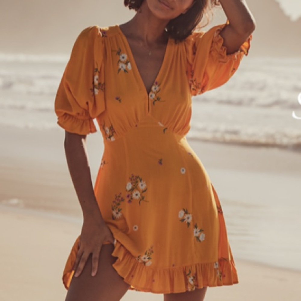 Auguste The Label Yellow Floral Mini Dress Boho Cottagecore Vacation Size 4